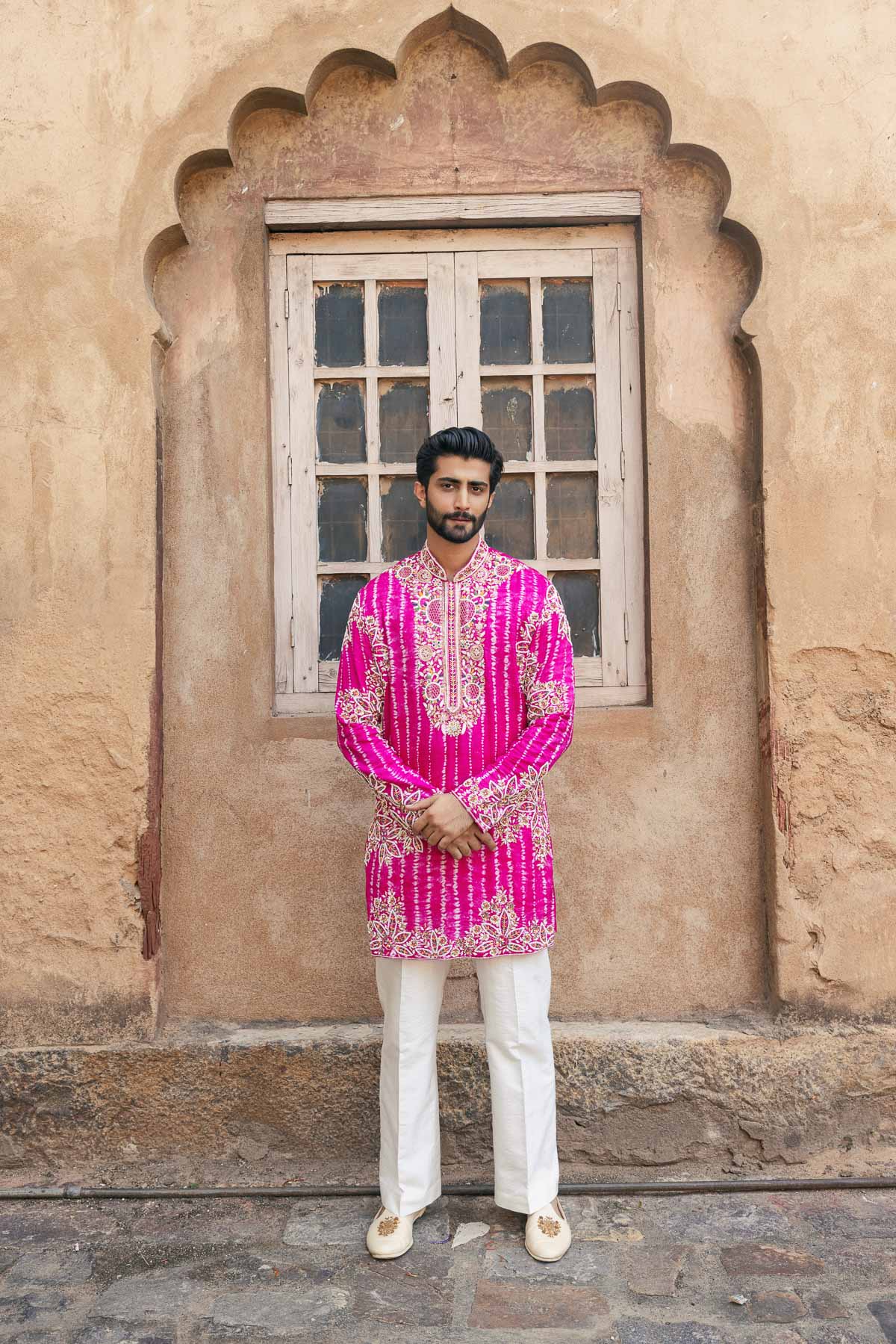 Gulabi Leher Kurta Set