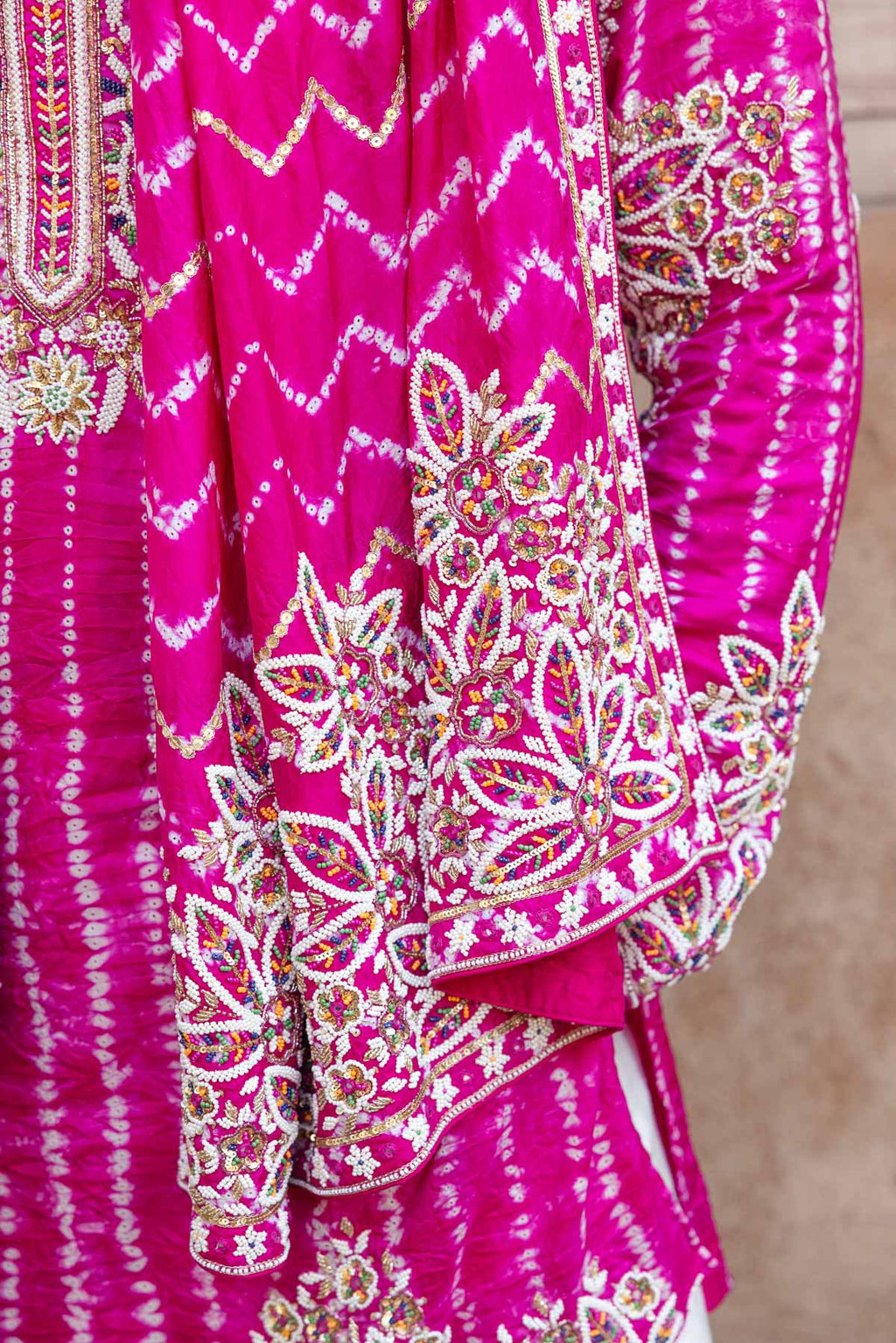 Gulabi Leher Kurta Set