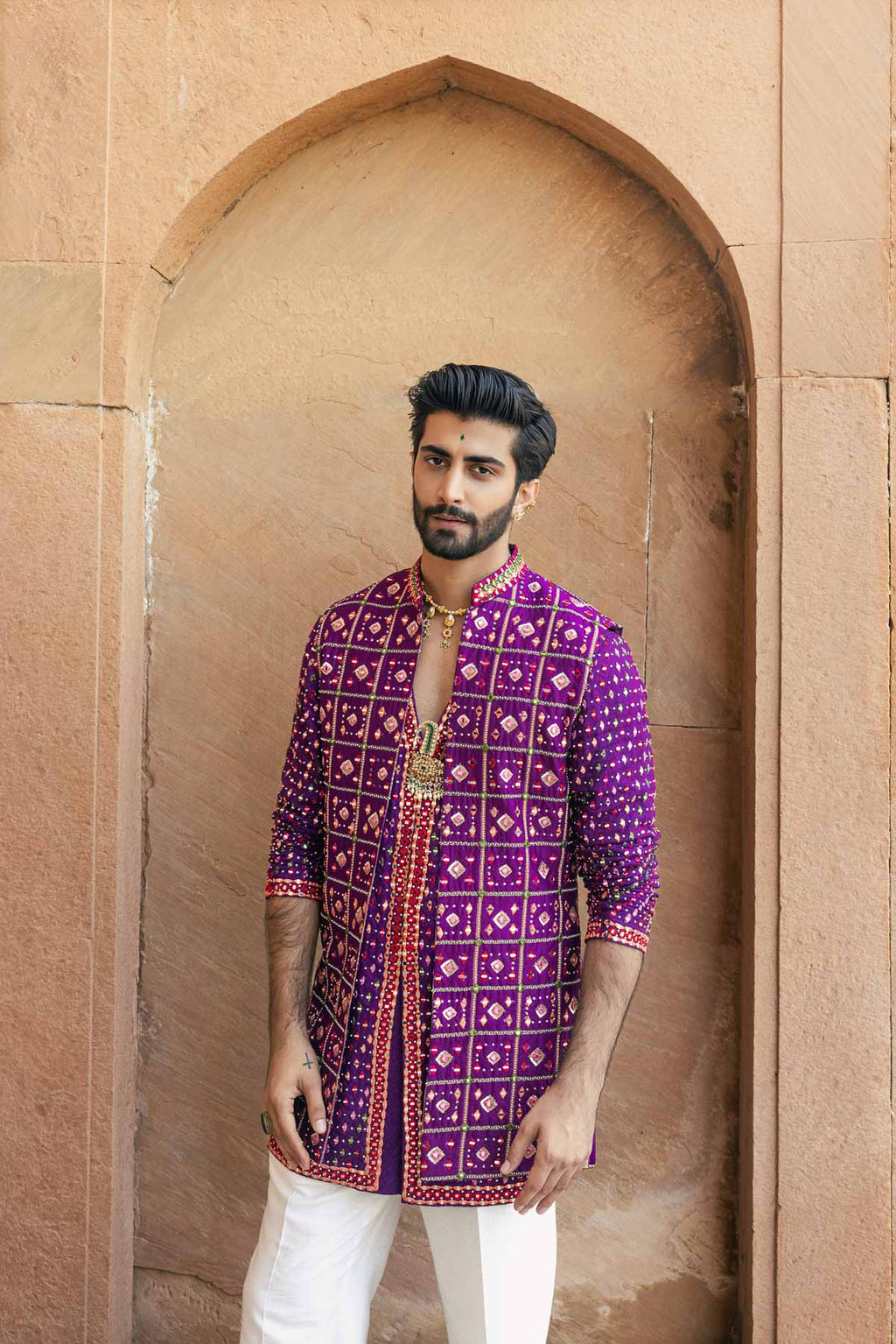 Jamuni Resham Koti Set