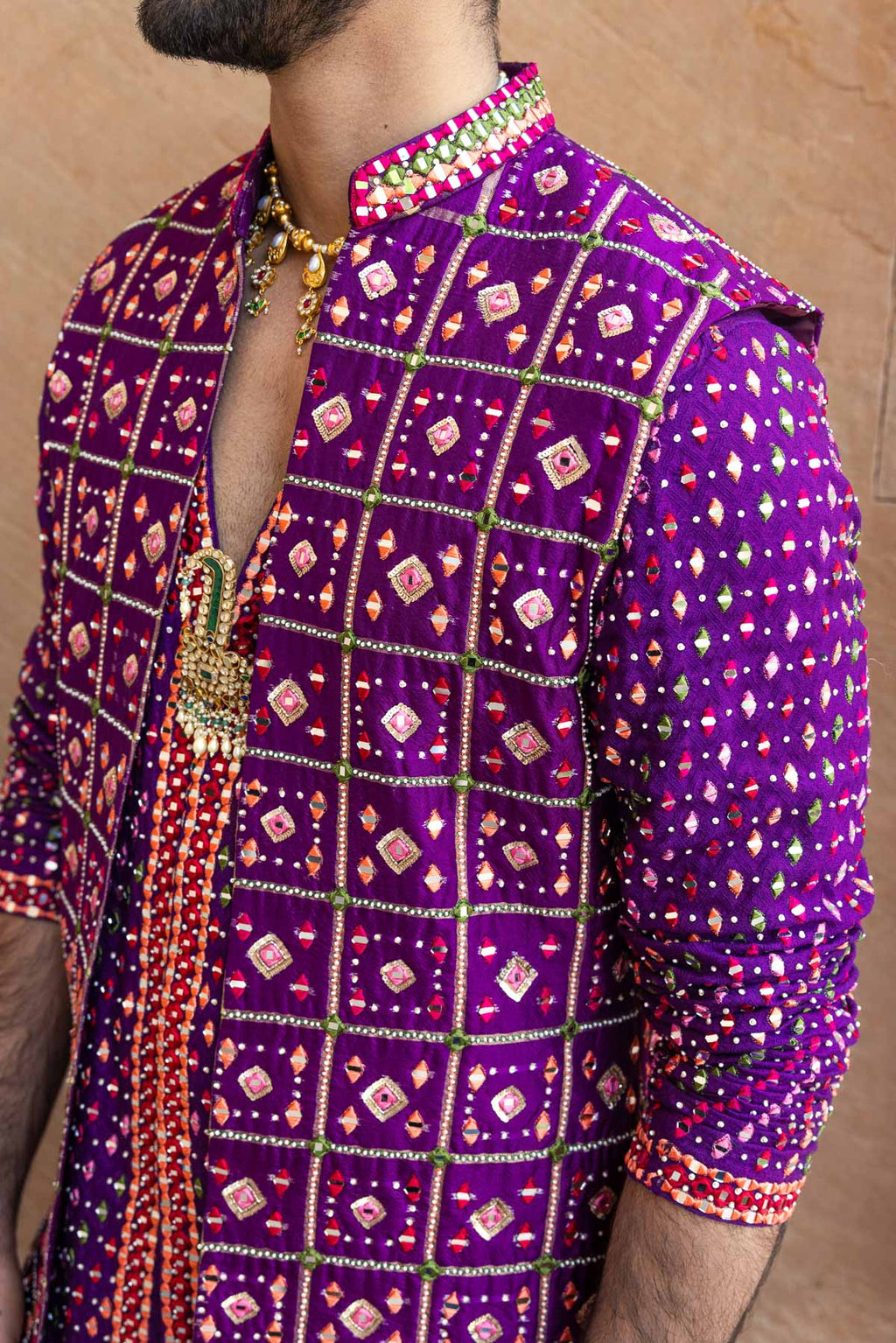 Jamuni Resham Koti Set