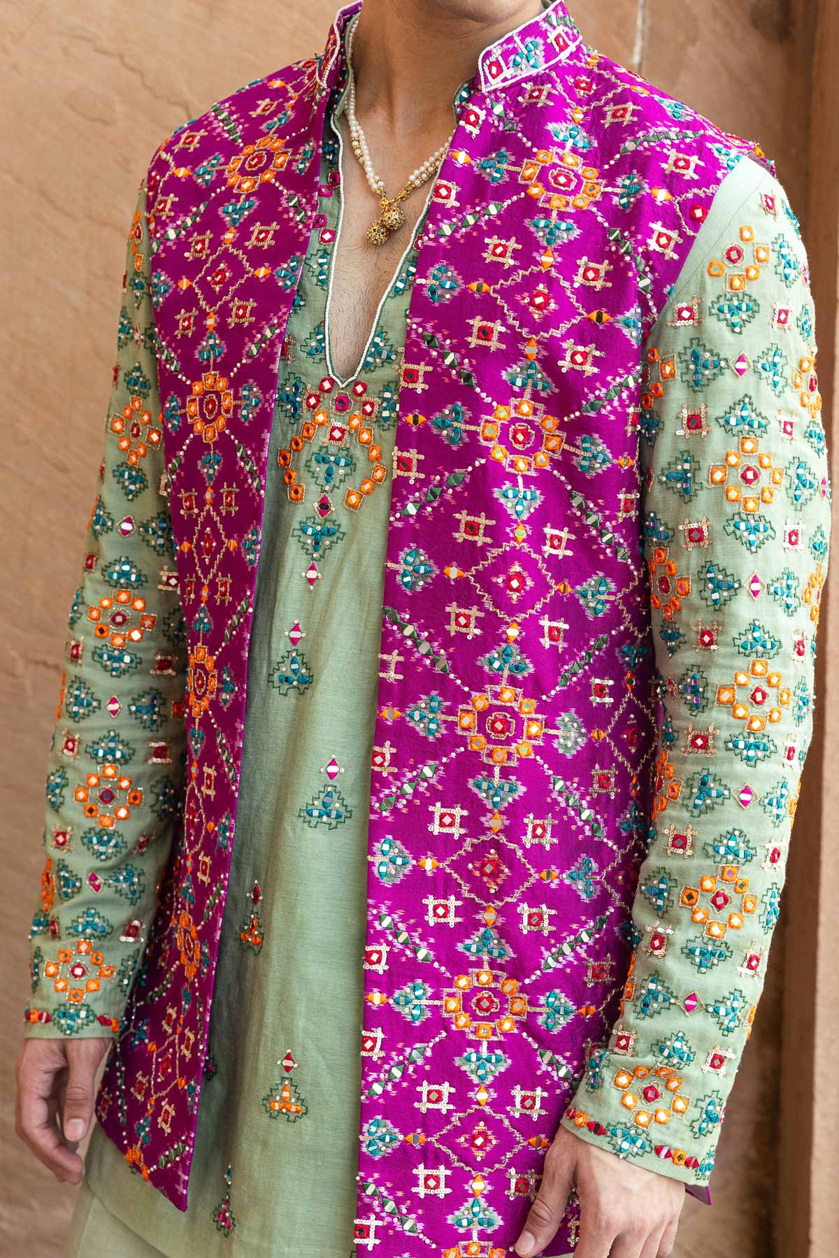 Gulabi Paan Silk Koti Set